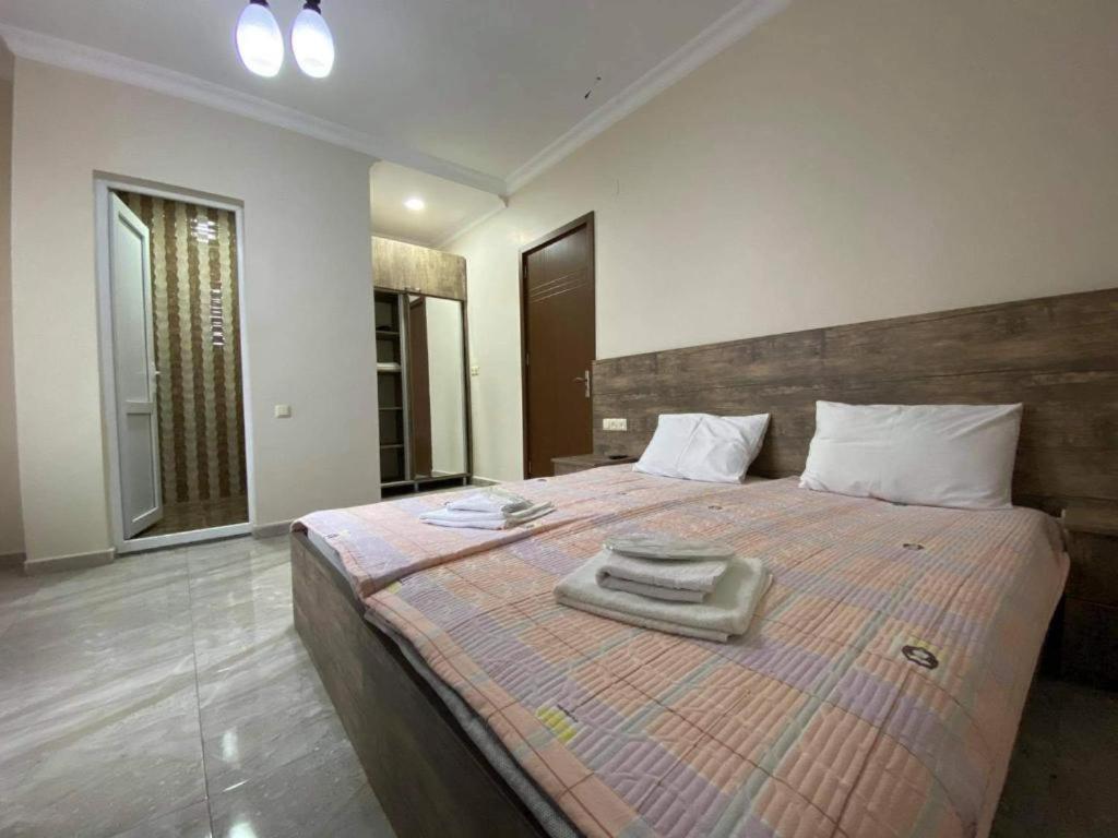 Nana'S Hotel Tchaikovsky Street 34 Batumi Exterior photo